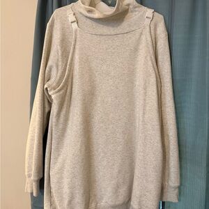 Latched Mama Buckle and Go Baby Wearing Pulliver